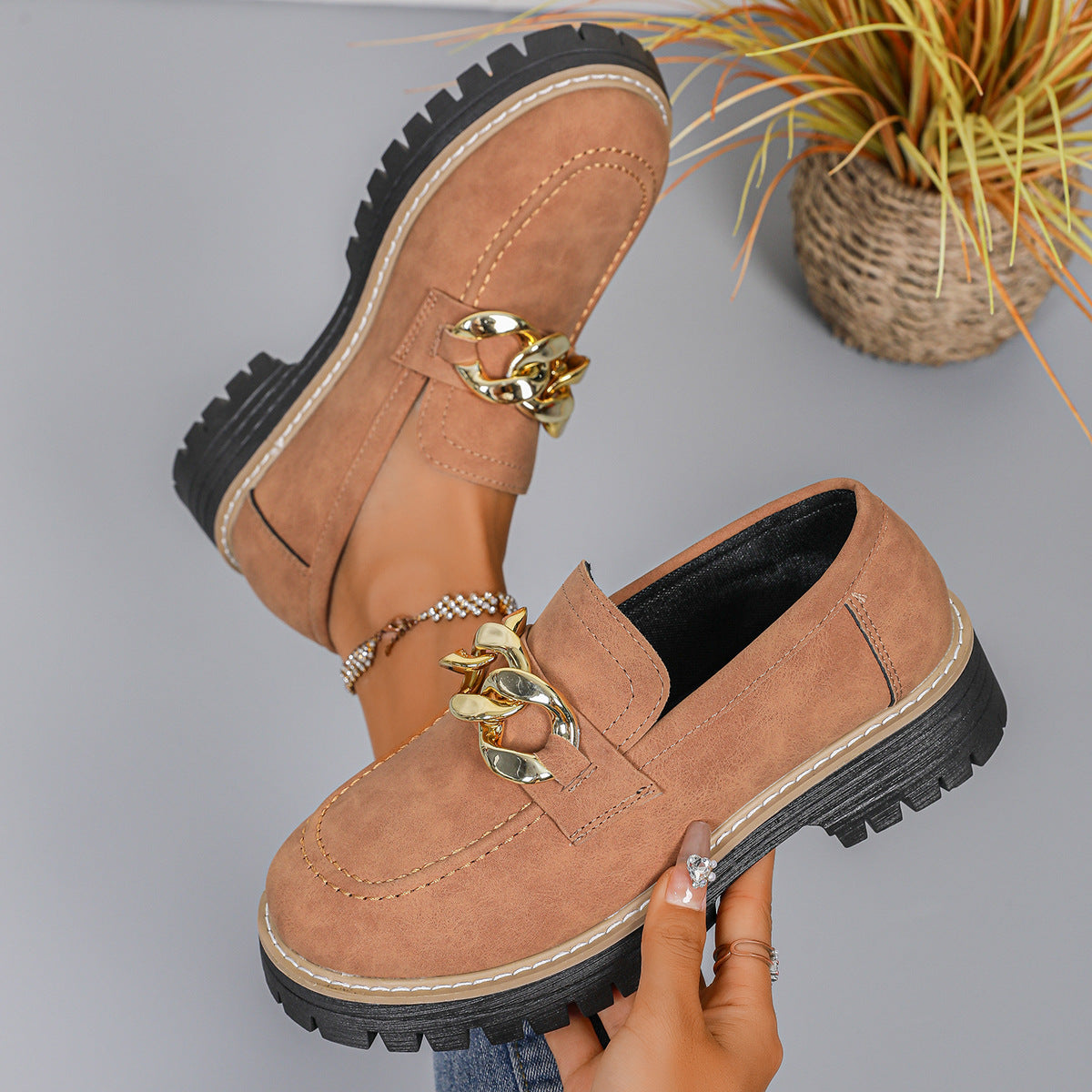 Metal Chain Thick-soled Versatile Casual Loafers