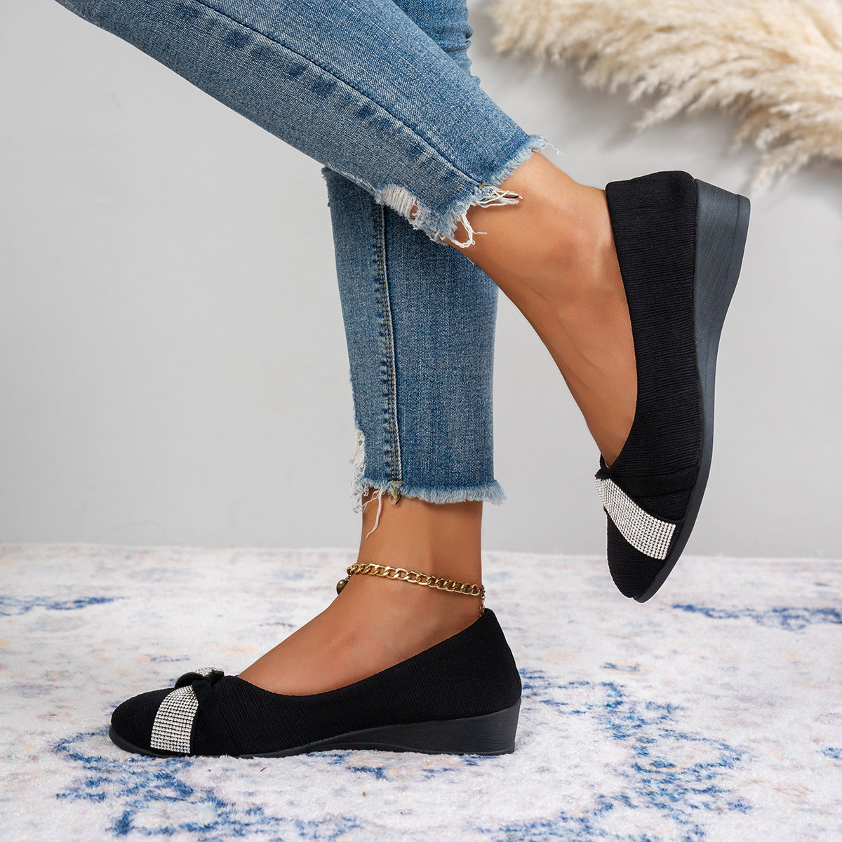 Rhinestone Low-cut Slip-on Shoes